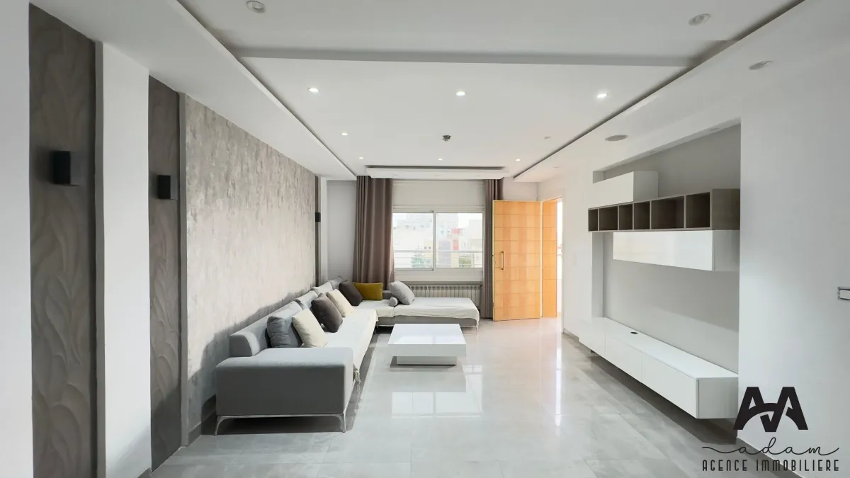 Étage de villa S+3 meublé à Neapolis, Nabeul