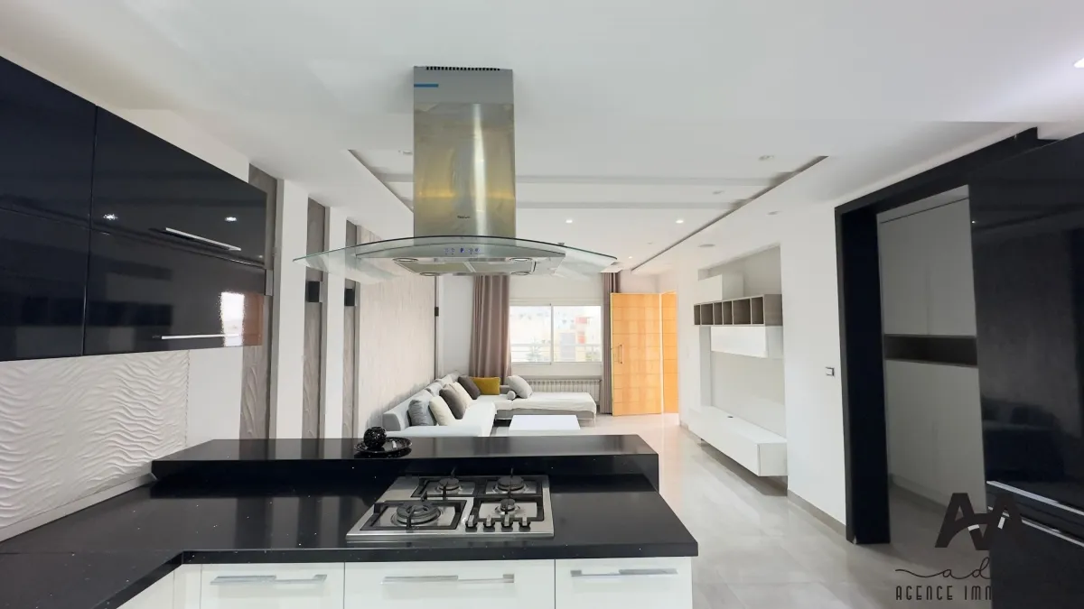 Étage de villa S+3 meublé à Neapolis, Nabeul