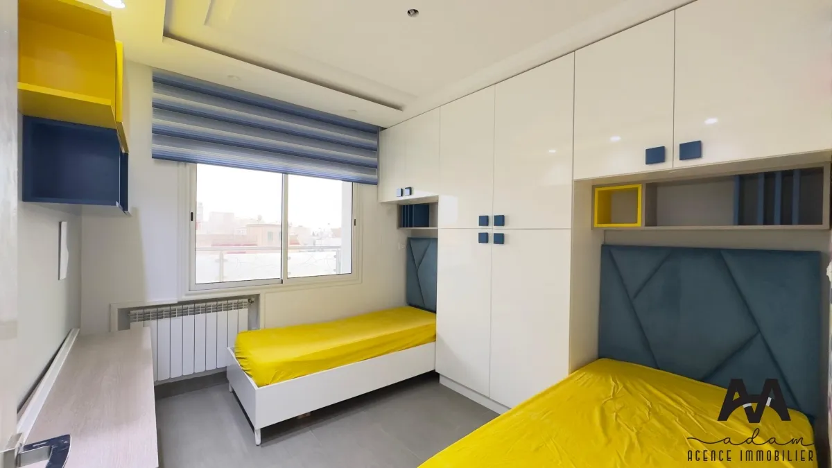 Étage de villa S+3 meublé à Neapolis, Nabeul