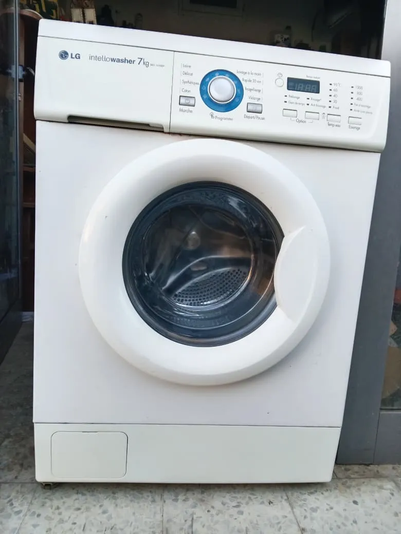 Machine à laver LG 7 kg état neuf 