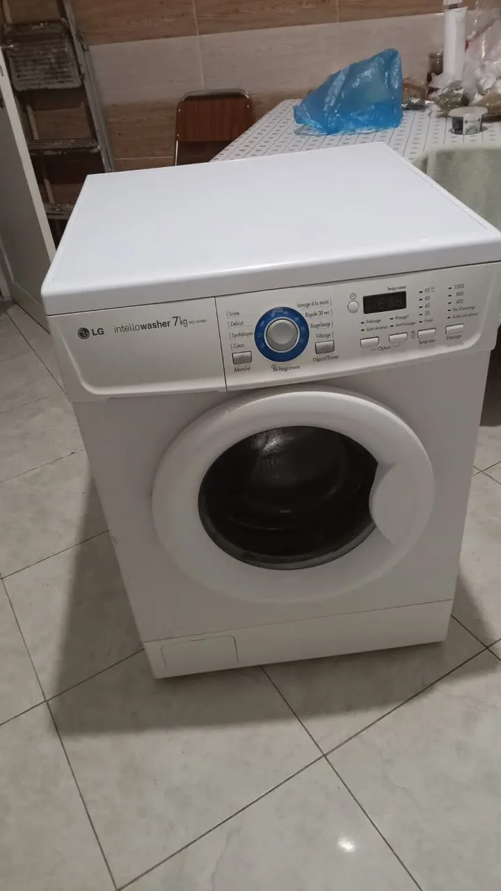 Machine à laver LG 7 kg état neuf 