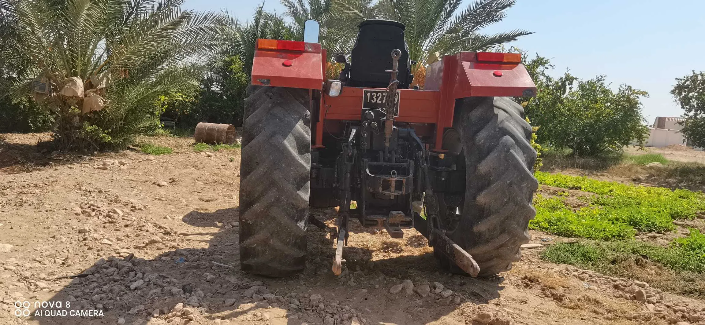 Tracteur  جرار 