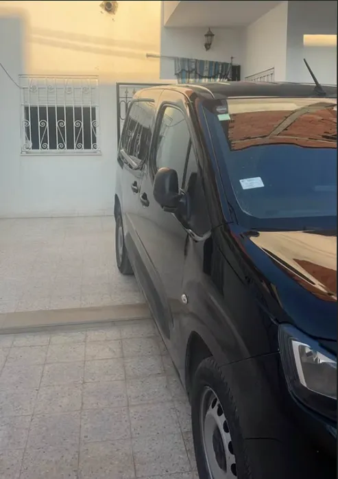 Peugeot partner ( K9 )