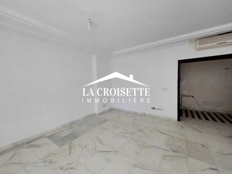 Appartement S+3 avec chambre de service au lac2 MAL1136