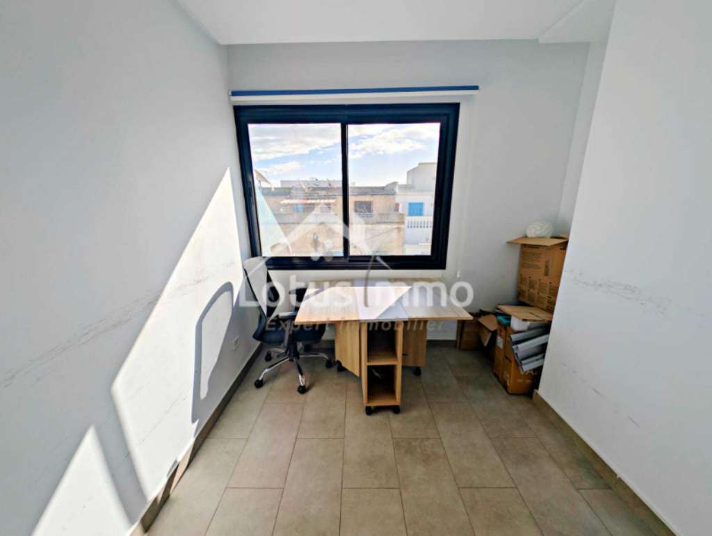 À louer bureau A2 à Ariana 