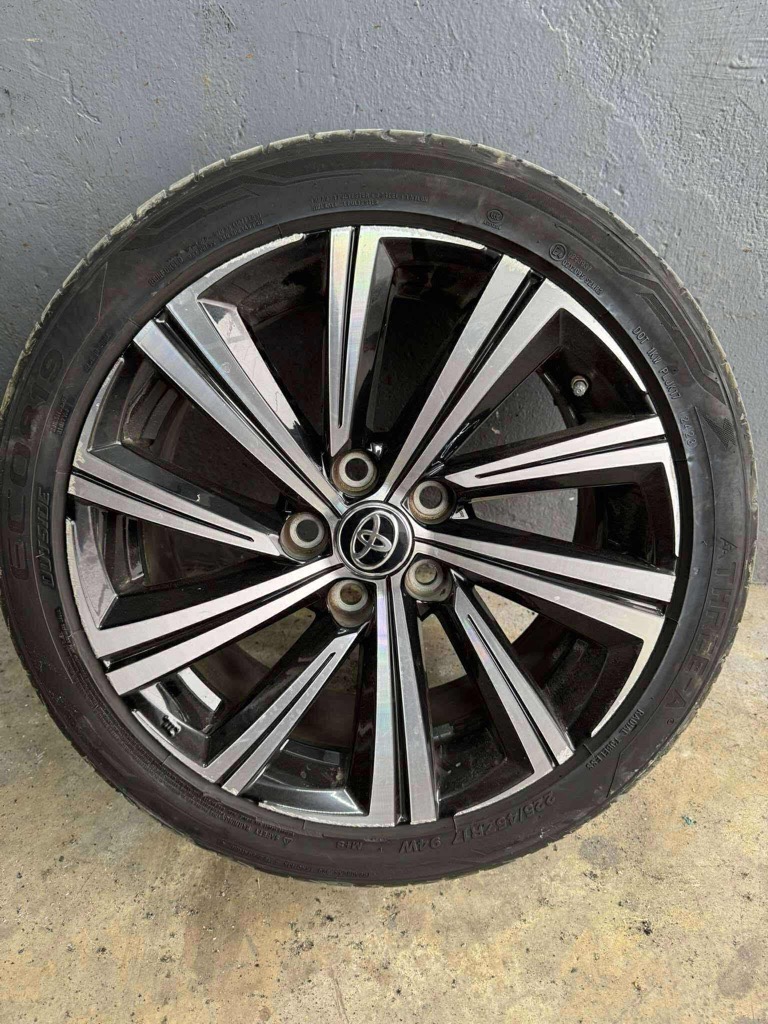 JANTES ALU TOYOTA ORIGINAL 17 pouce 
