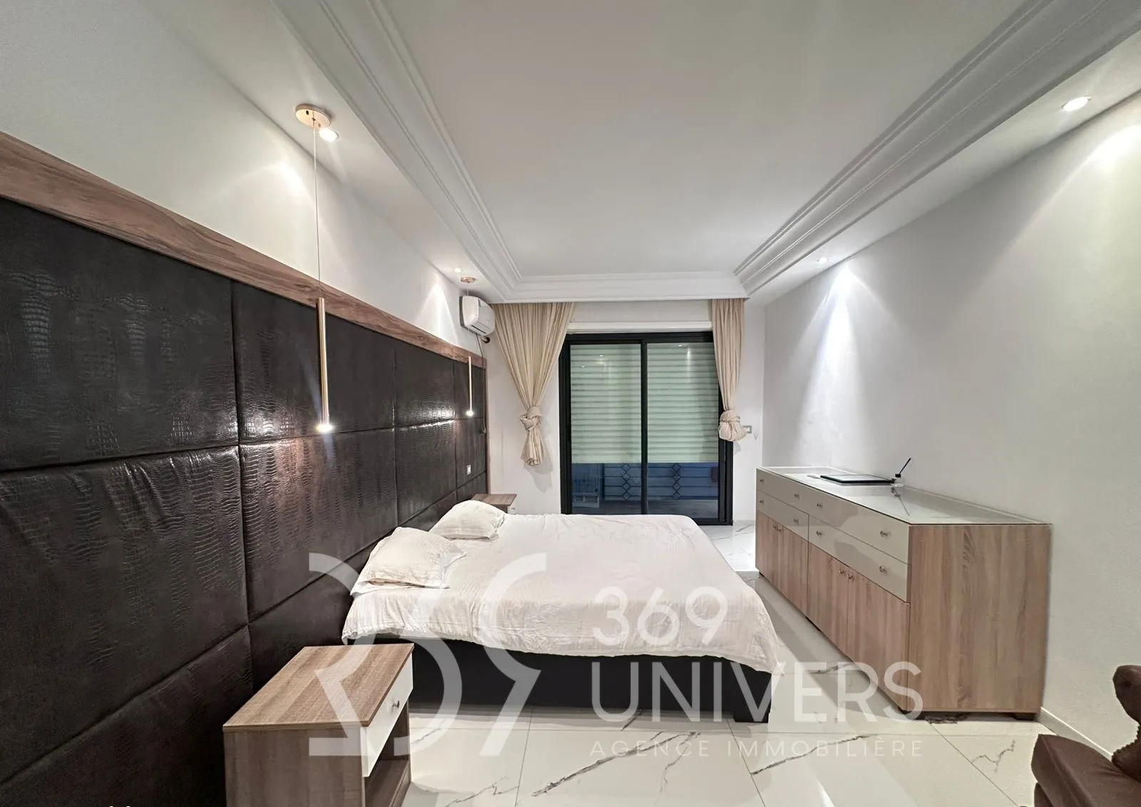 Appartement meublé pied dans l'eau à La Marsa