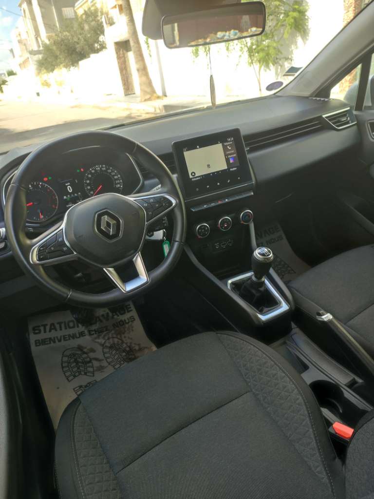 RENAULT CLIO 5 LIMITED