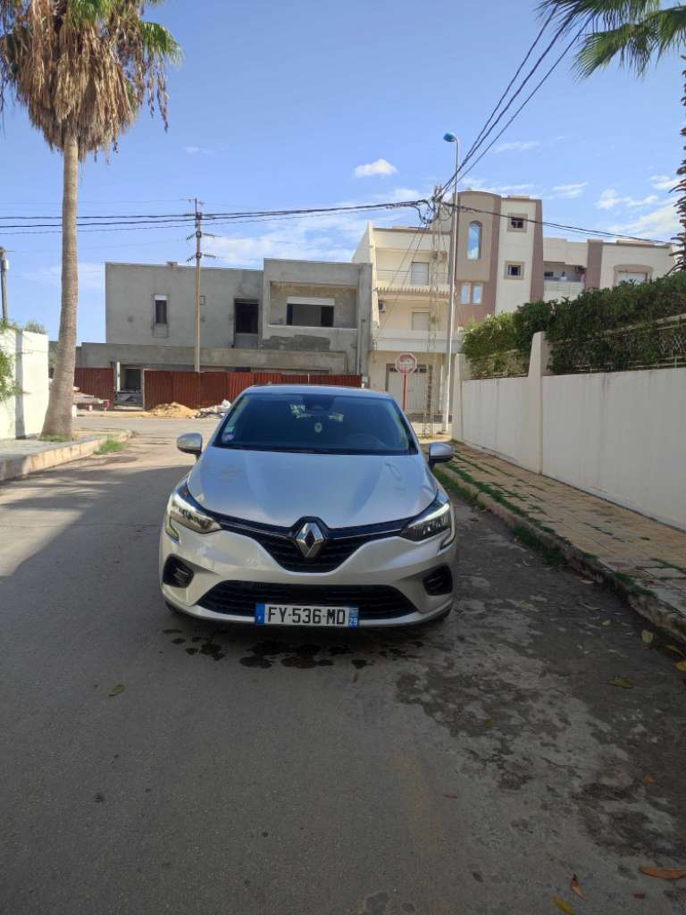 RENAULT CLIO 5 LIMITED