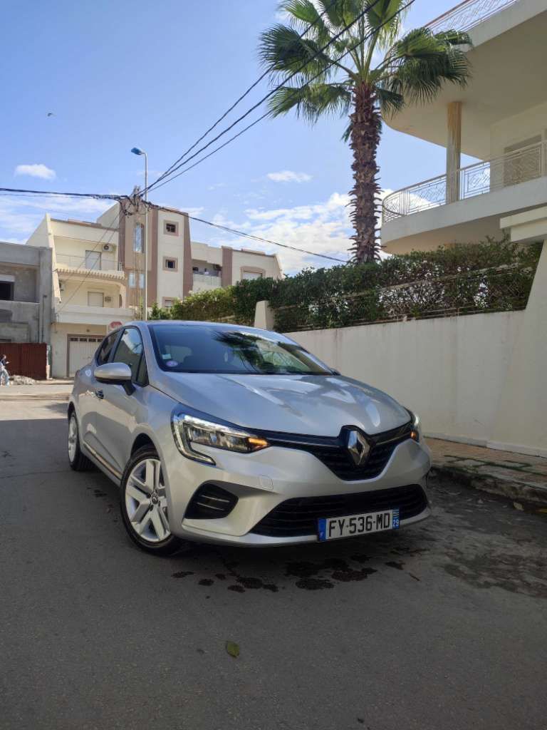 RENAULT CLIO 5 LIMITED