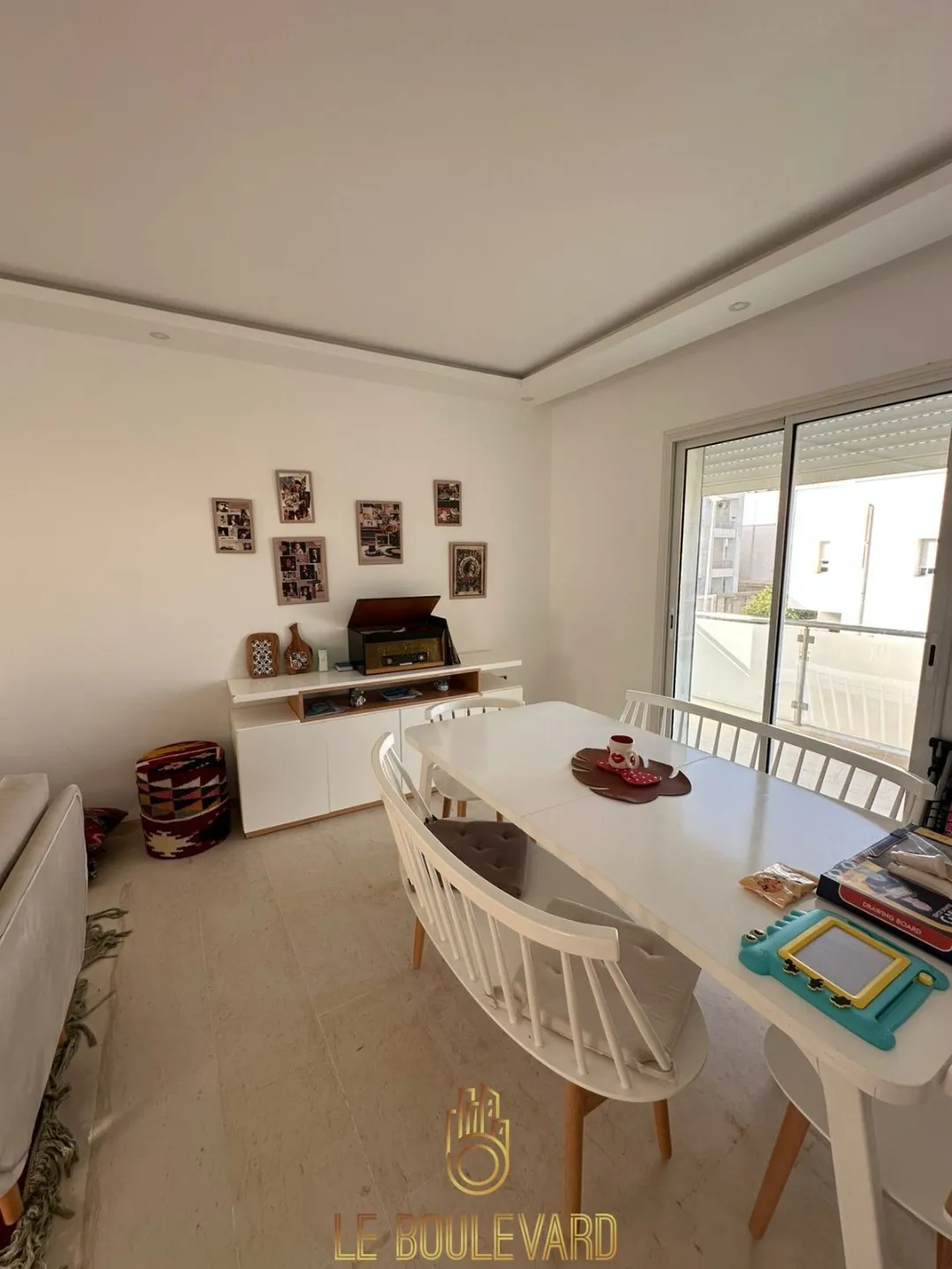Location Annuelle : Etage De Villa S+2 Haut Standing Meublé à AFH Mrezga, Nabeul