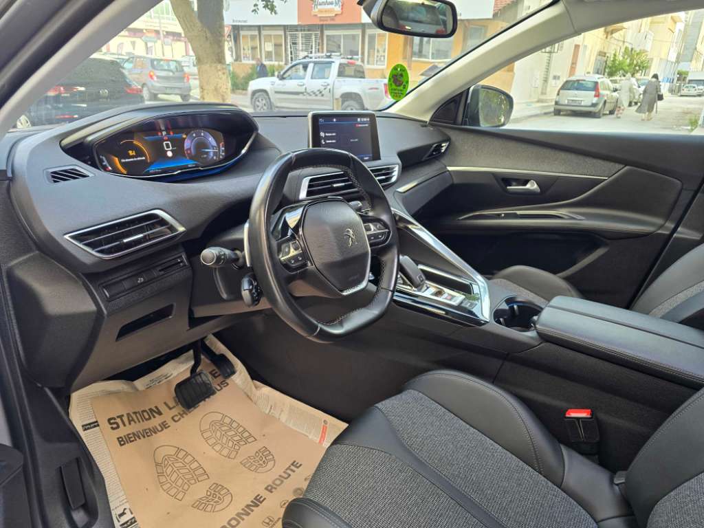 Av Peugeot 3008 GT Line modèle 2021 diesel boîte auto ttoption importé dernière série tél 23.964164