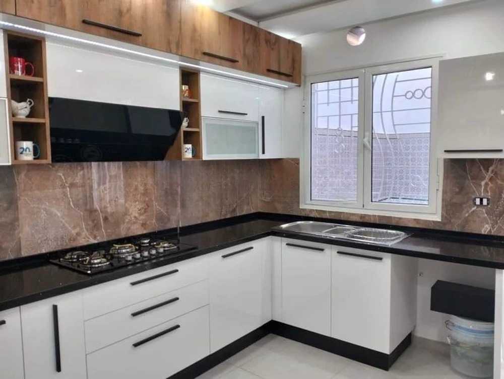 A vendre superbe villa située a akouda emplacement idéal pour habitation 
