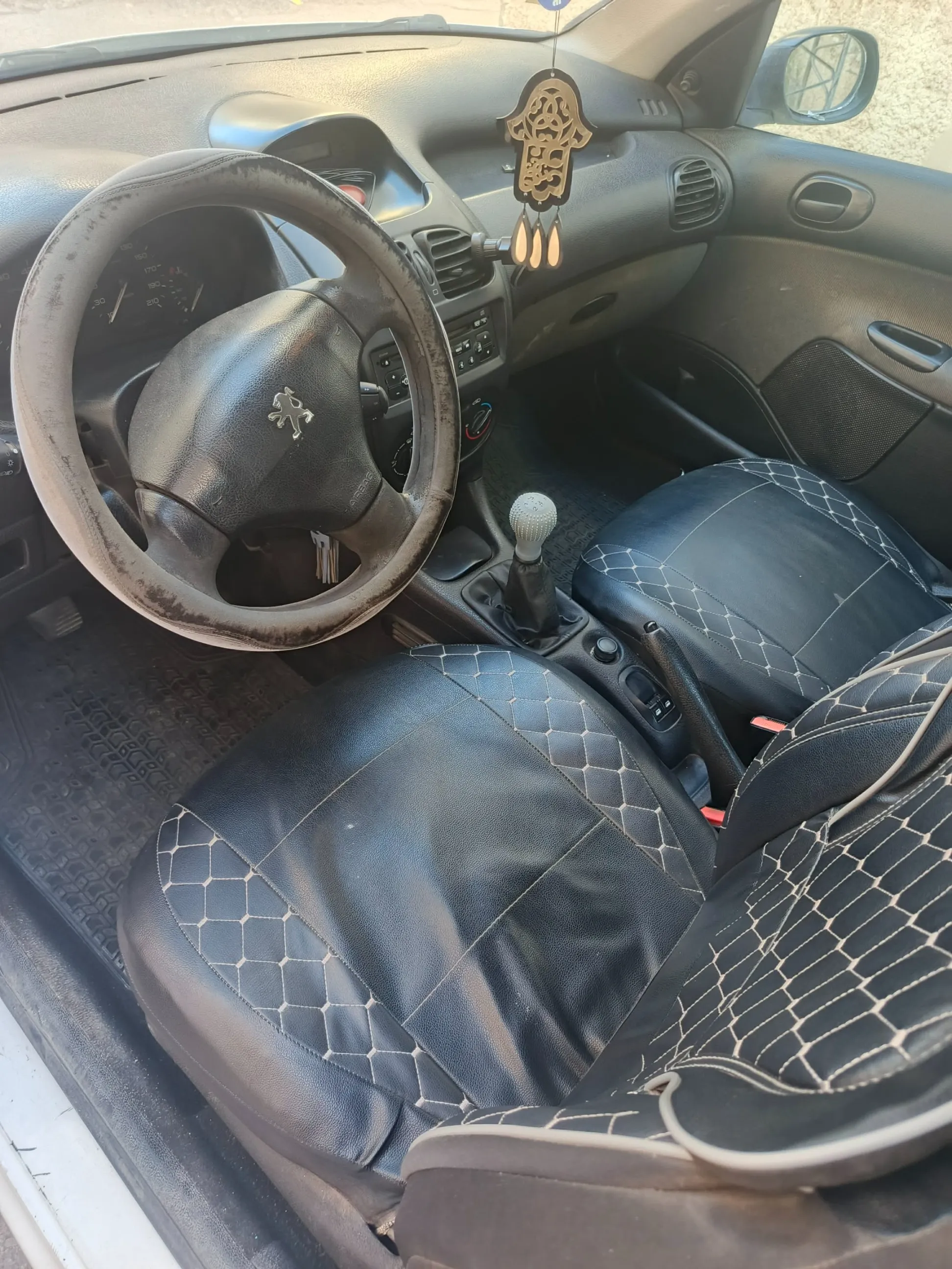 بيع سيارة رقم الهاتف 23257267