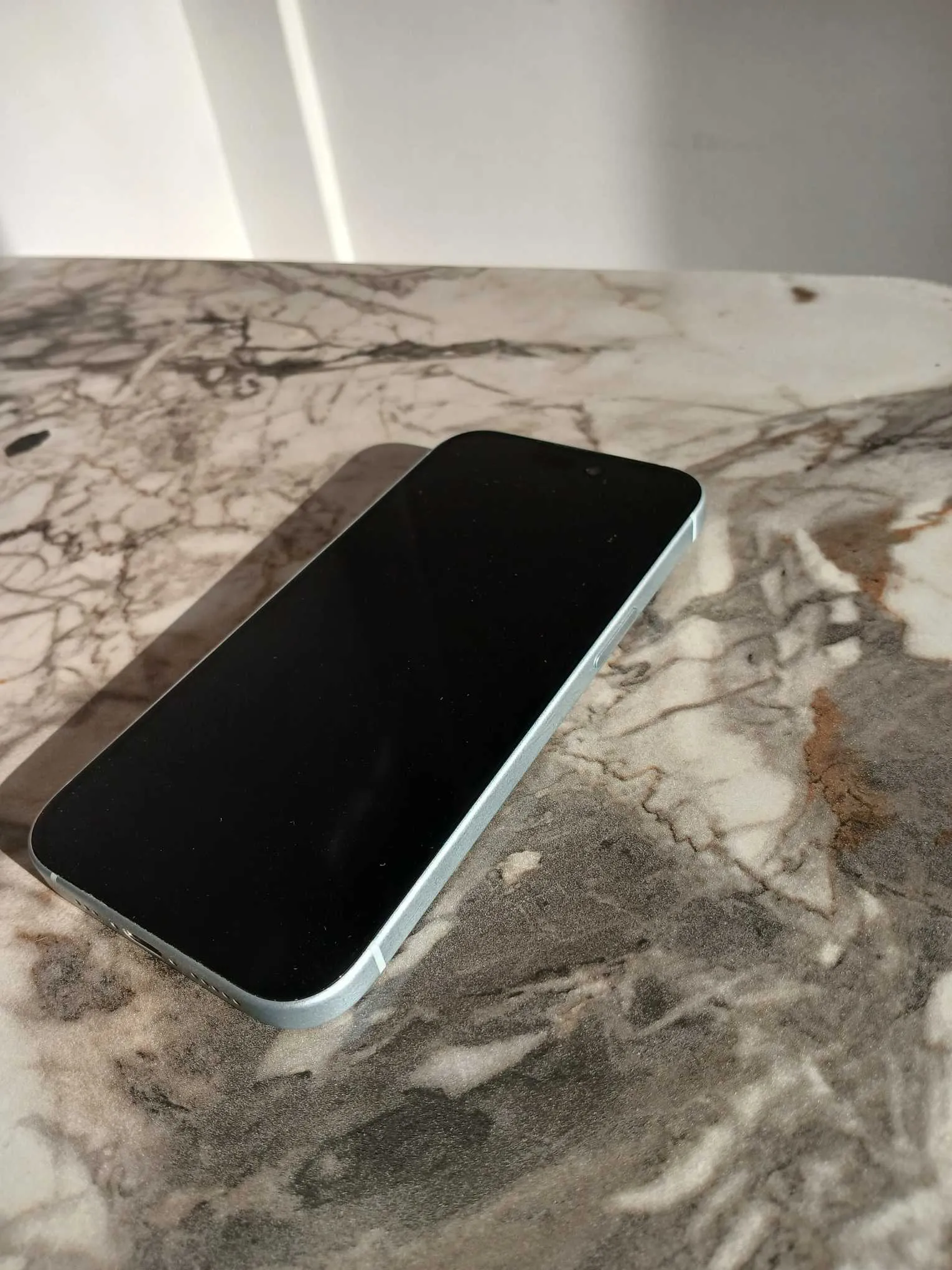 📱 iPhone 15 256 Go – Bon Occasion