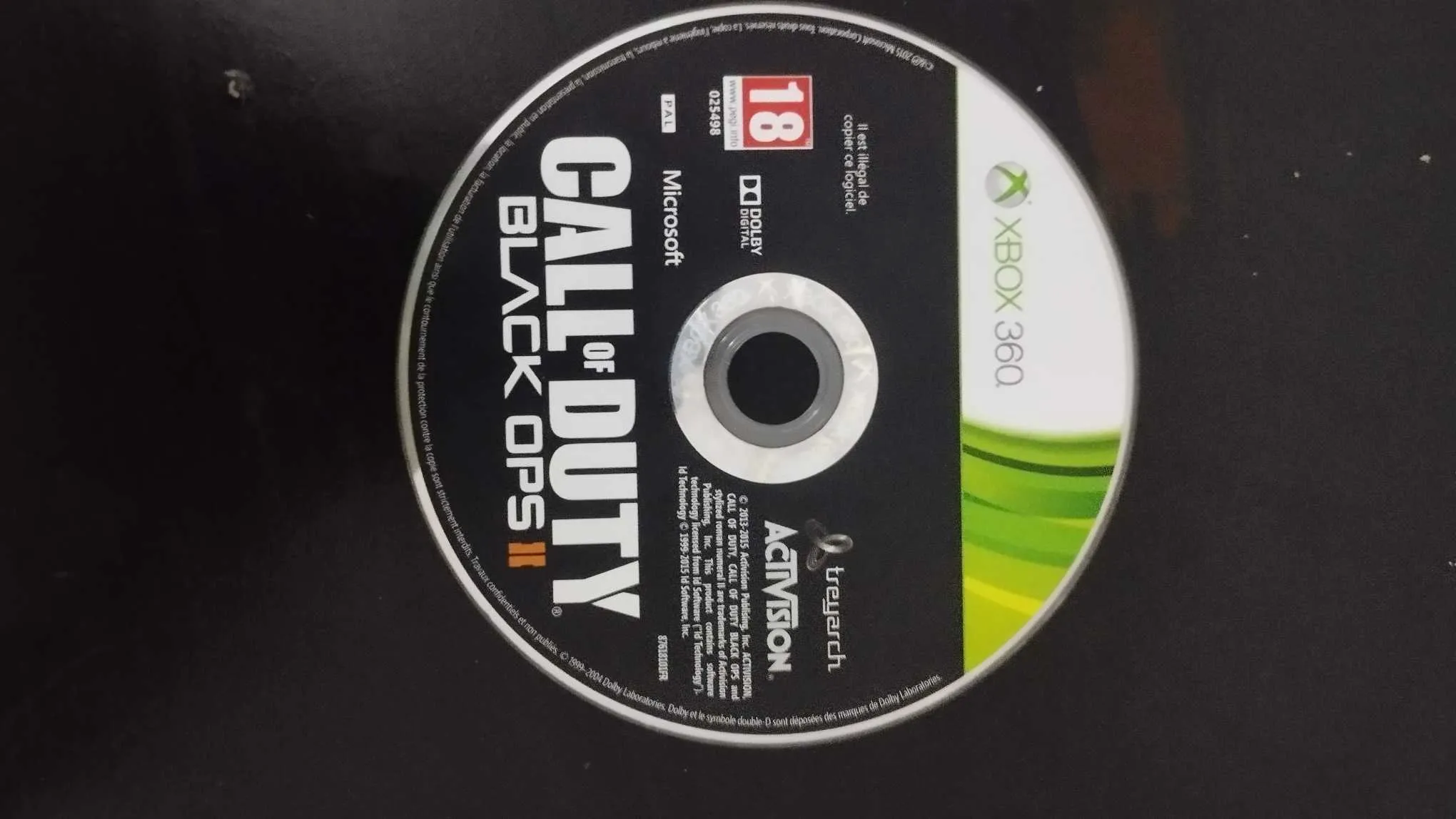 Xbox 360 avec deux manettes 🕹️ et 12 CD jeux vidéo 