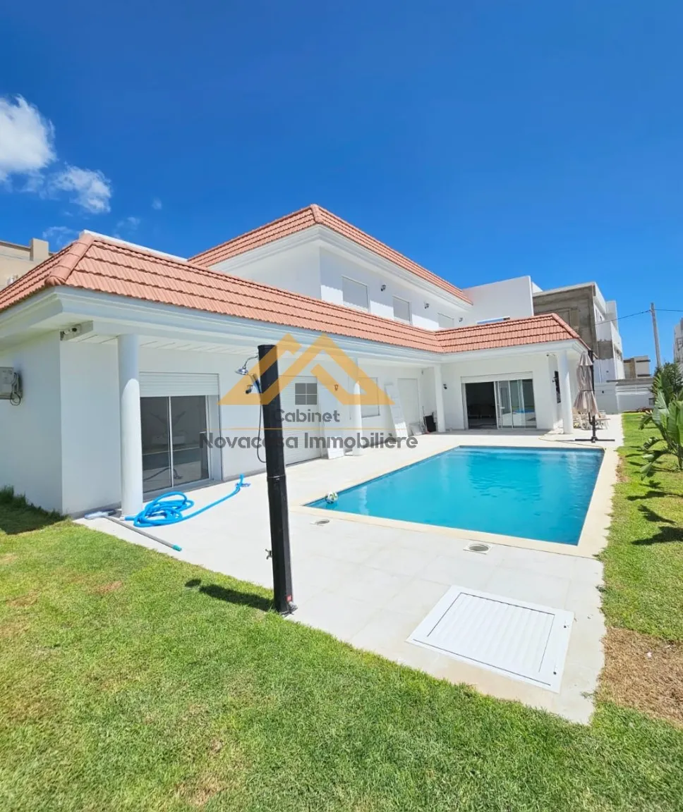 À Louer – Villa spacieuse et moderne pour un confort absolu