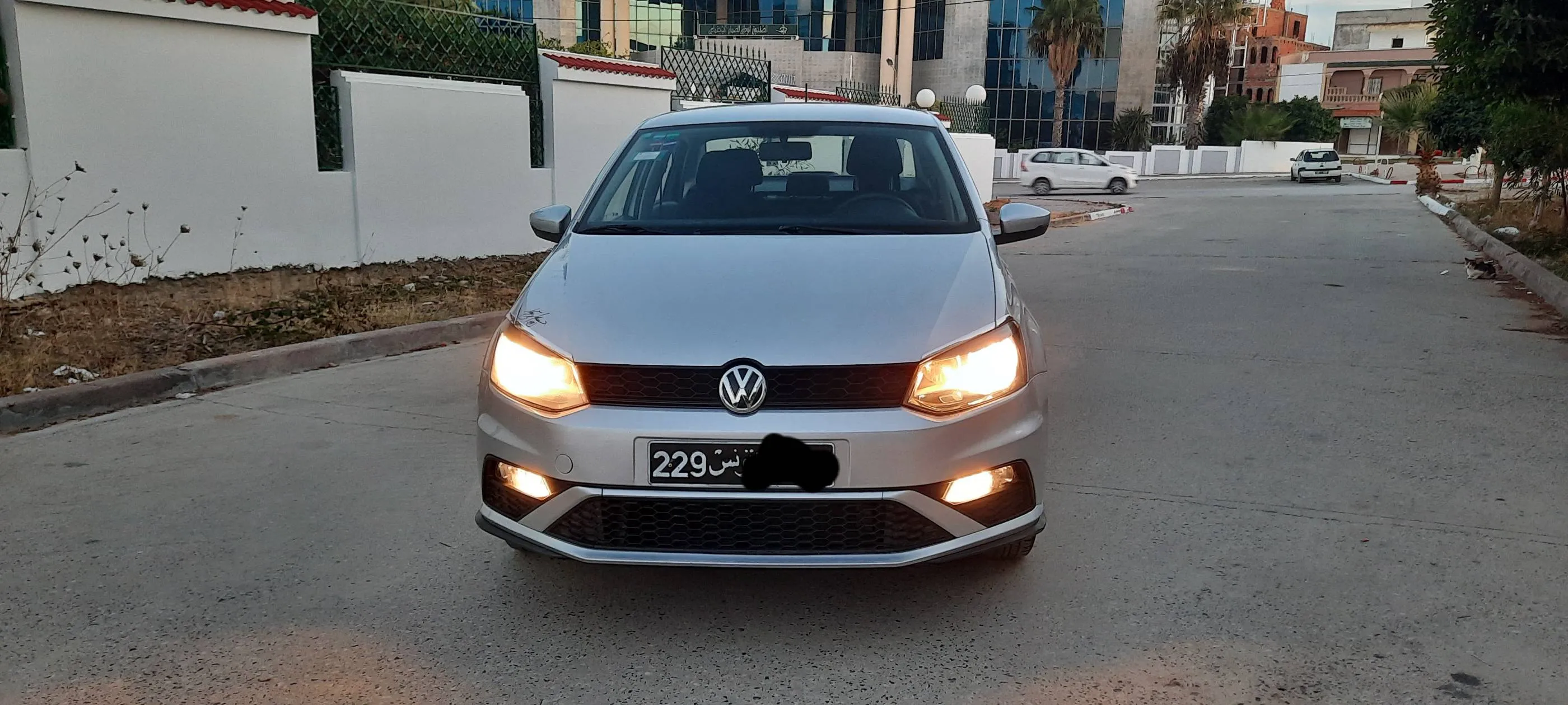 Polo sedan etat origine 4cylindres 5cv essence 1.4L Tl:28431642