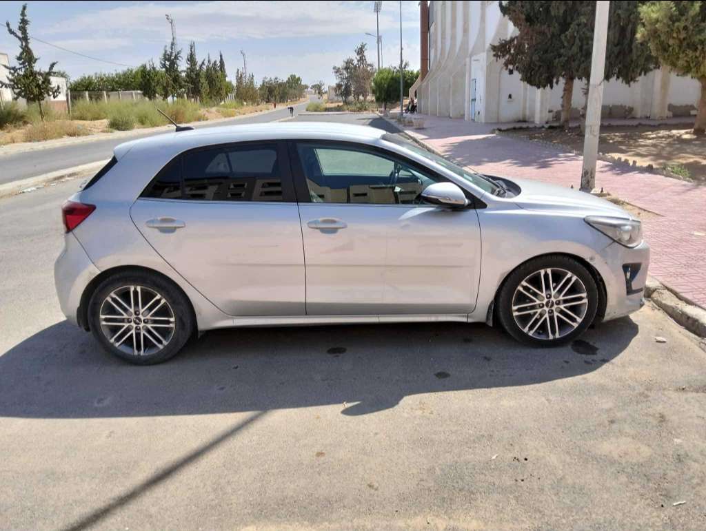 Kia rio 