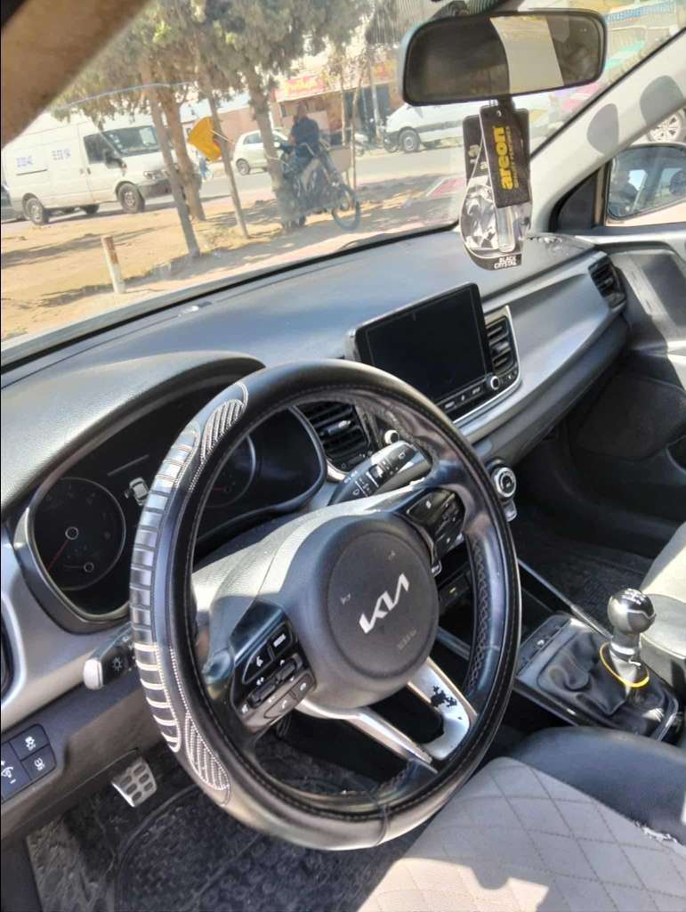Kia rio 