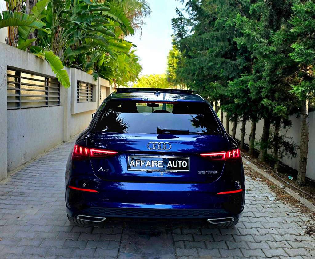 🚘Audi A3 S-line 1.4 essence 2024/6 série 245🚘
          🔁 on accepte l échange des voitures
   