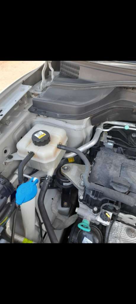 Avendre ou chenge avec peti voiture