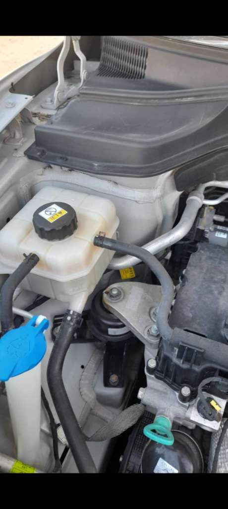 Avendre ou chenge avec peti voiture