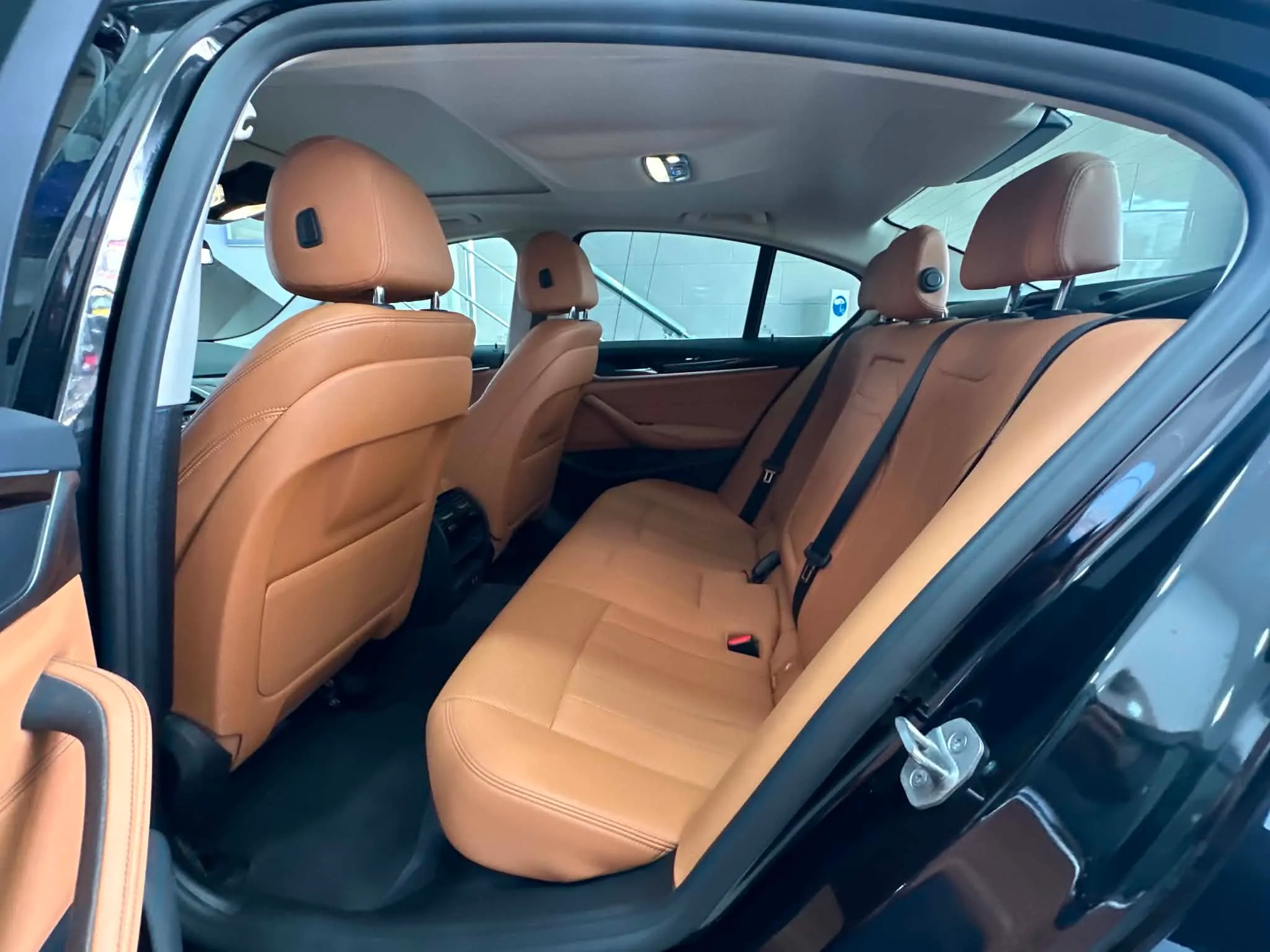 BMW 520i - 2021 – Full Options – Pack luxe & Performance 