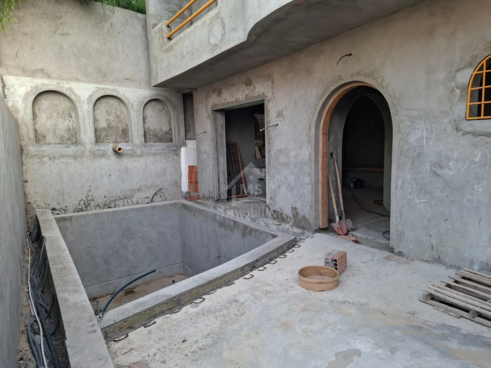Duplex S+2 avec piscine encours de finition à vendre51355351