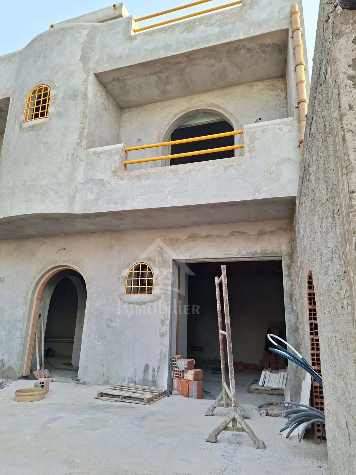 Duplex S+2 avec piscine encours de finition à vendre51355351