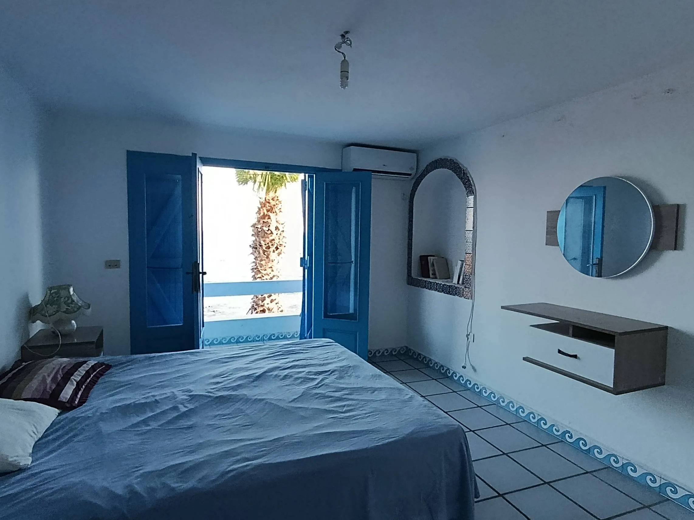 Charmante villa pieds dans l'eau à Kélibia