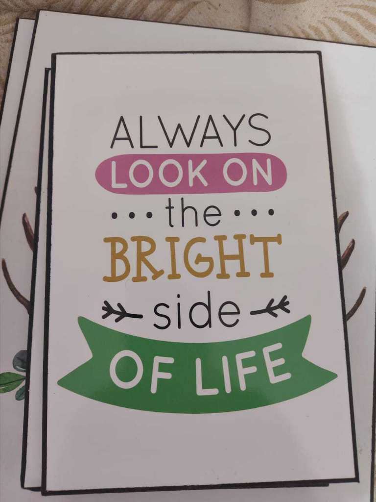 À cause de mon départ à l'étranger