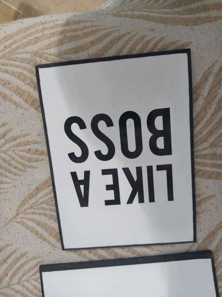 À cause de mon départ à l'étranger