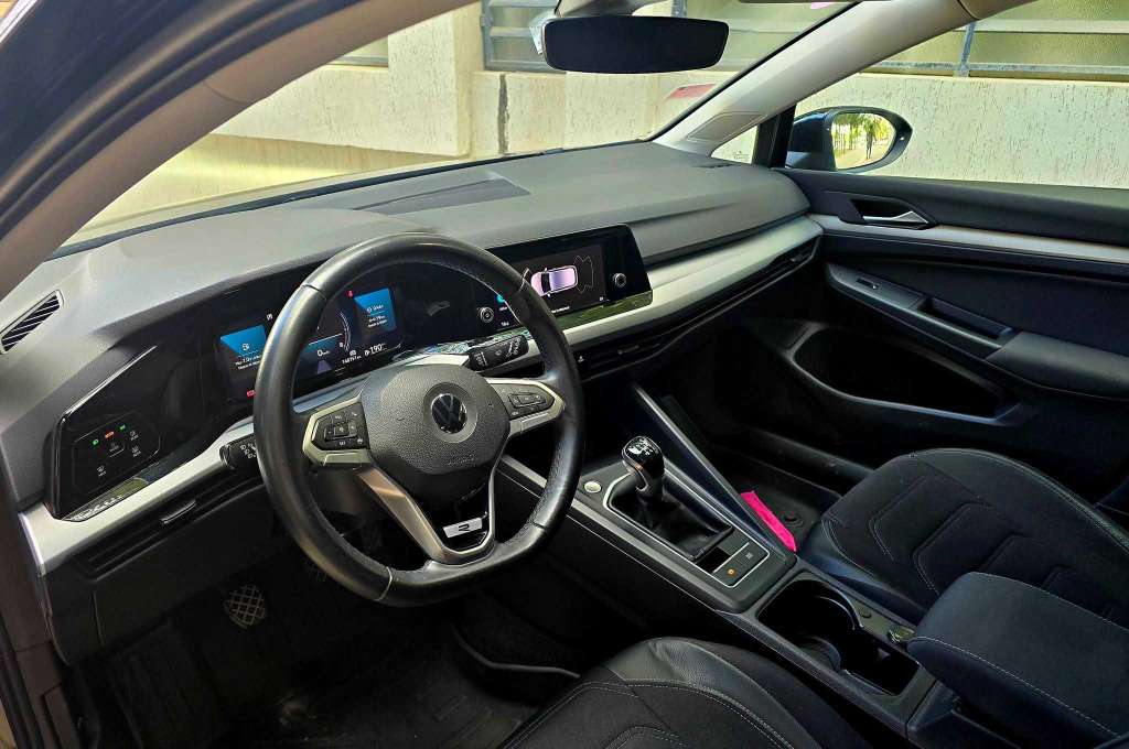 Volkswagen Golf8 essence 2022 🚘
                  🔁 on accepte l échange des voitures