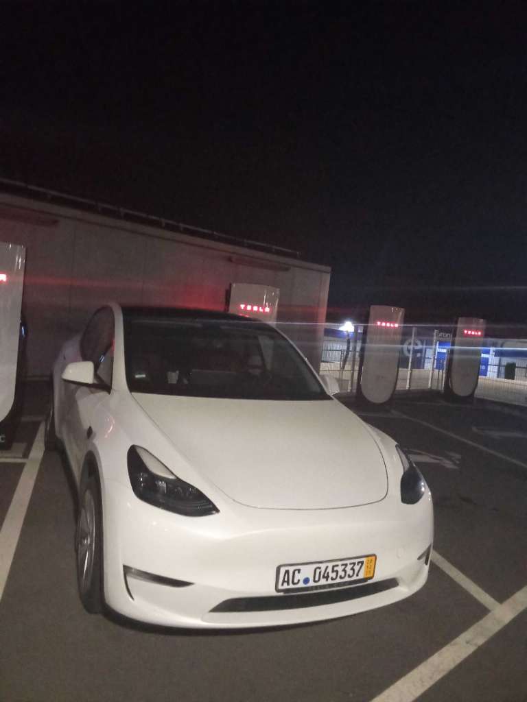 Tesla Model Y SUV Electrique importé 🇩🇪