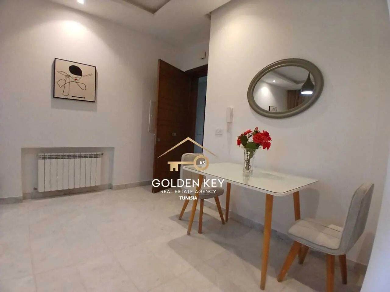  À LOUER – Appartement S+1 Meublé avec Grande Terrasse – Jardins de Carthage