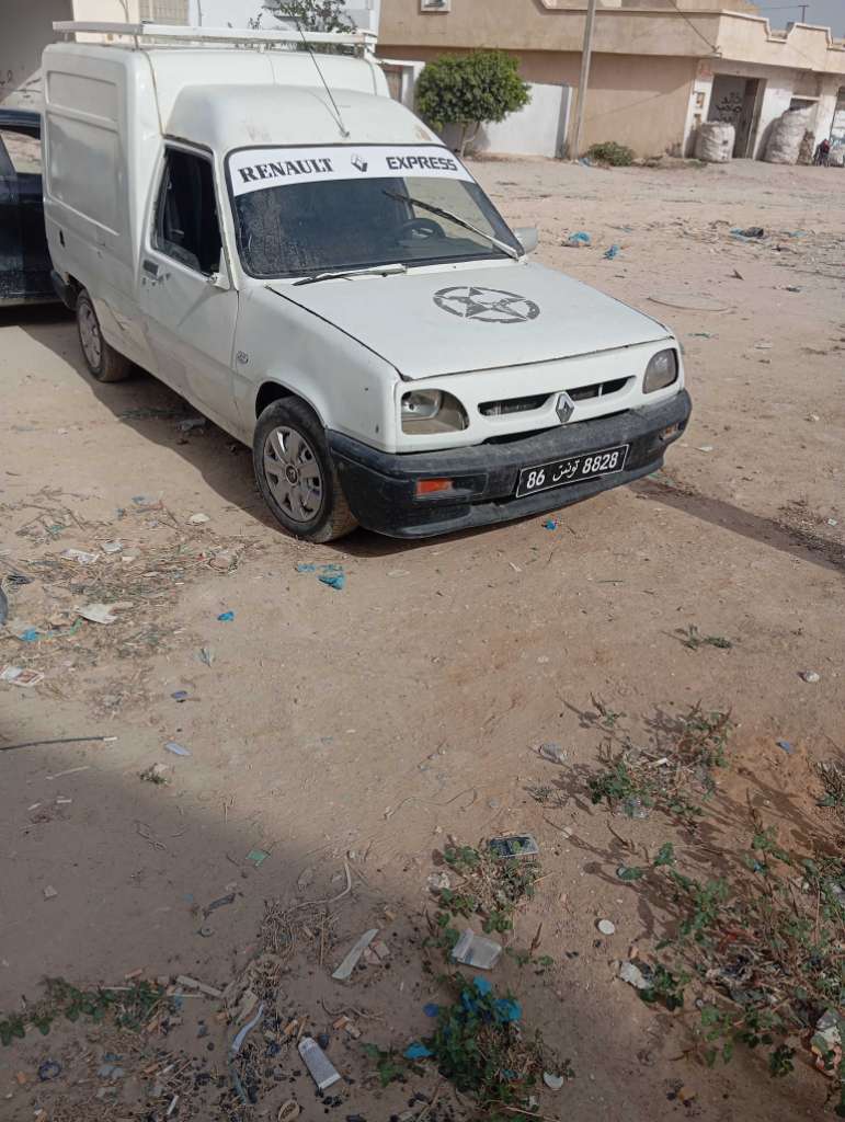 Renoud express mazout mta3 kedma
