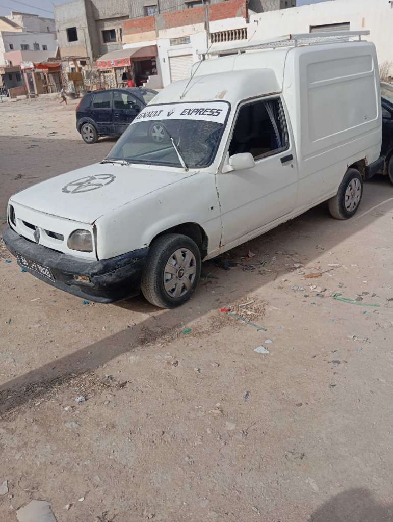 Renoud express mazout mta3 kedma