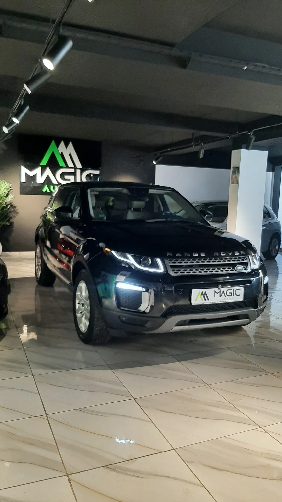 RANGE ROVER