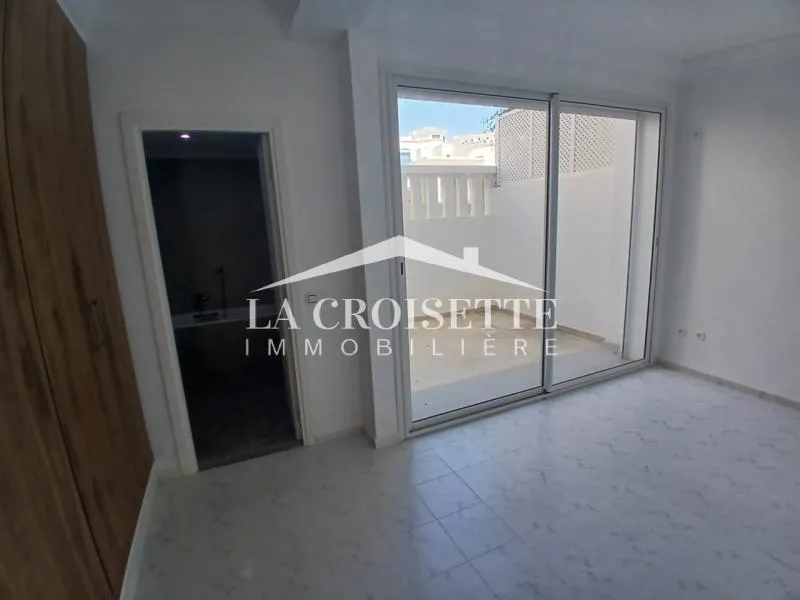 Appartement s+3 vue sur mer à gammarth zal1590