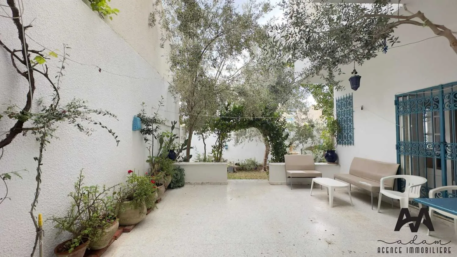 Rez-de-chaussée de villa S+2 meublé à Lido, Nabeul