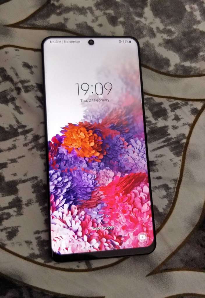 Samsung Galaxy S20 plus 5G 128GO