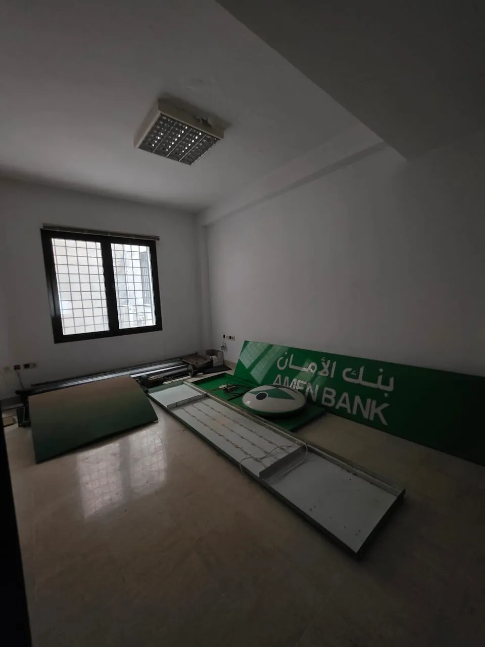 Local Commercial Sur Deux Niveaux En Vente au cœur Du Centre Ville Sousse