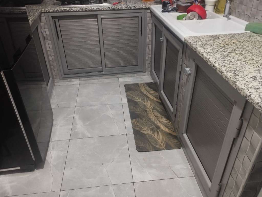 Maison a vendre à Ariana/ deux etages R +1