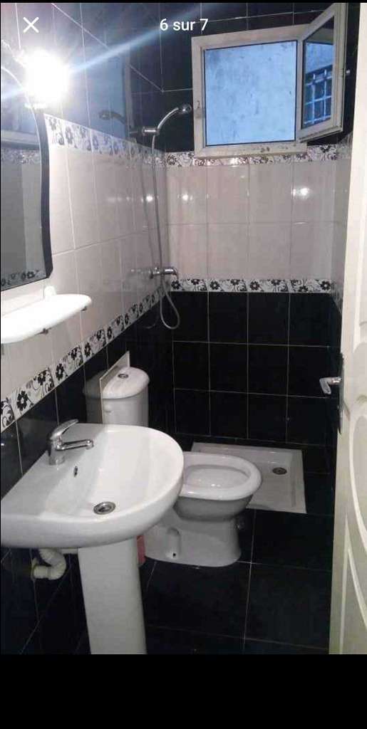 Maison a vendre à Ariana/ deux etages R +1