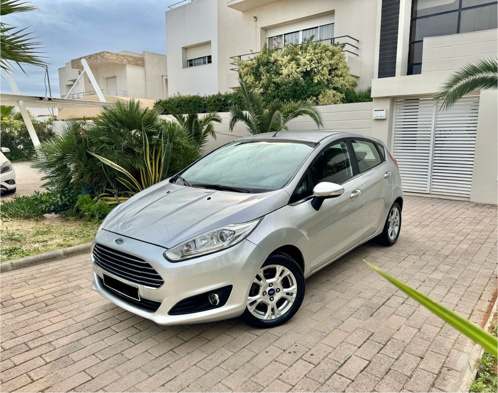FORD FIESTA Titanium 2