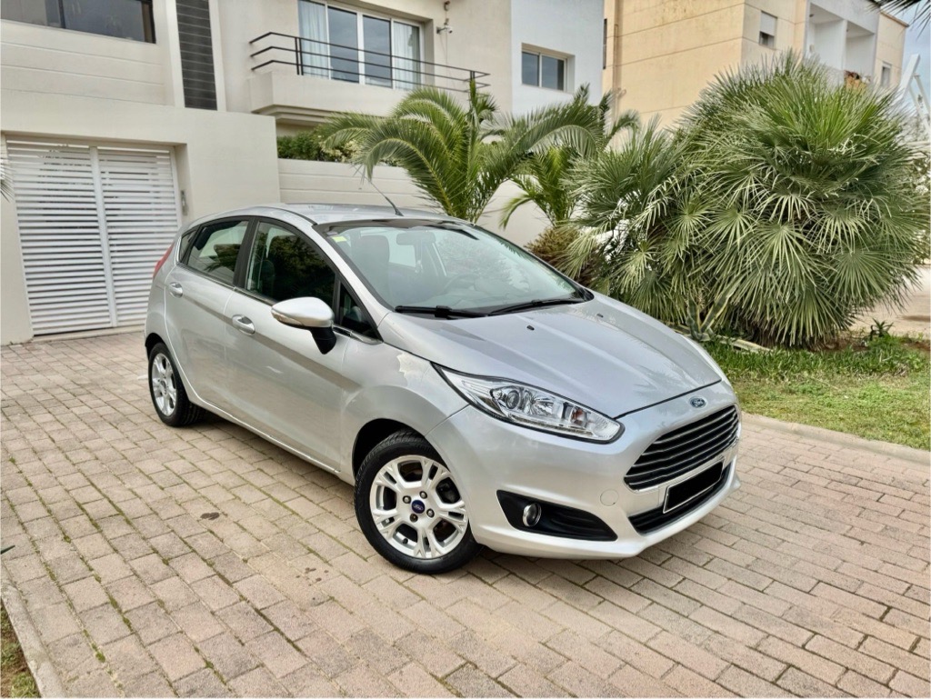 FORD FIESTA Titanium 2
