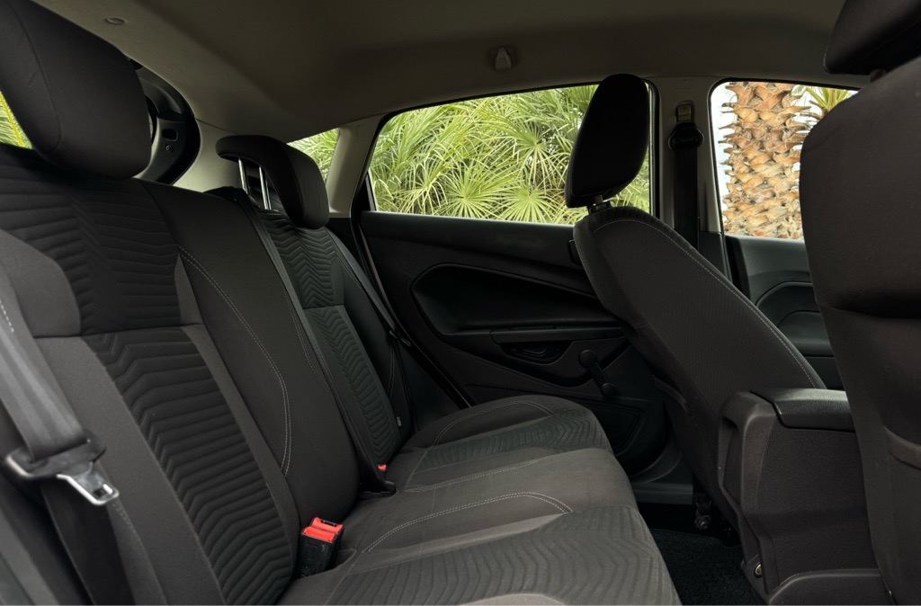 FORD FIESTA Titanium 2