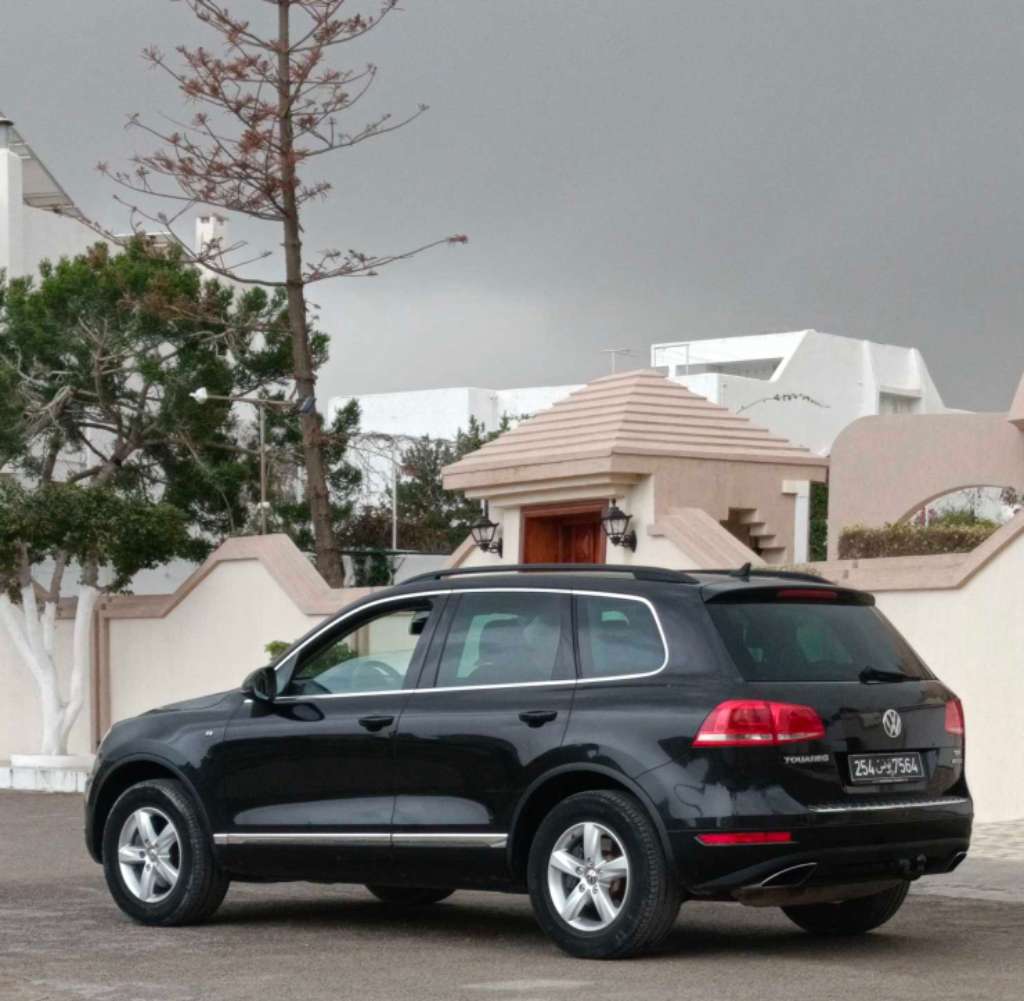 🚘 Volkswagen Touareg V6 4*4 3.0 L TDI 