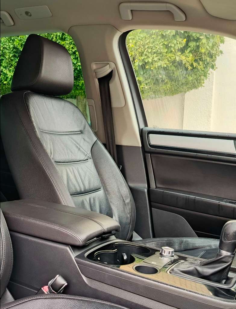 🚘 Volkswagen Touareg V6 4*4 3.0 L TDI 